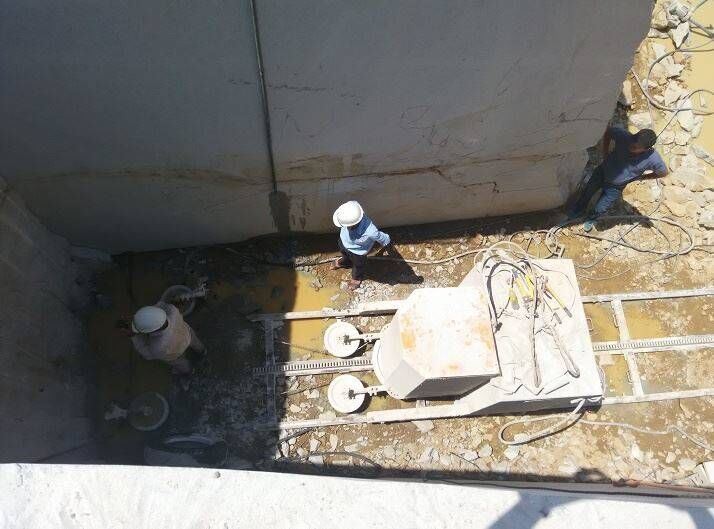 application of wire saw machine