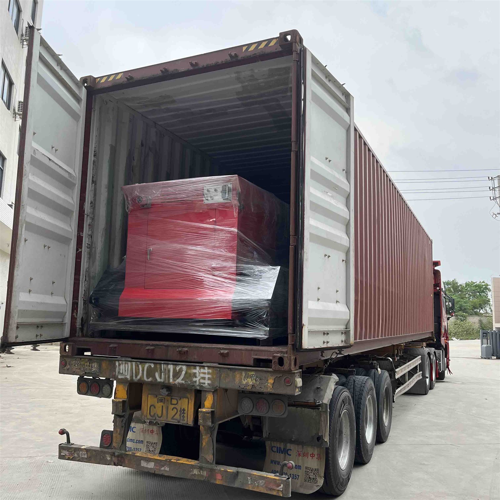Diamond Coated Wire Saw Machine Loading Container Diamond Coated Wire Saw Machine Loading Container